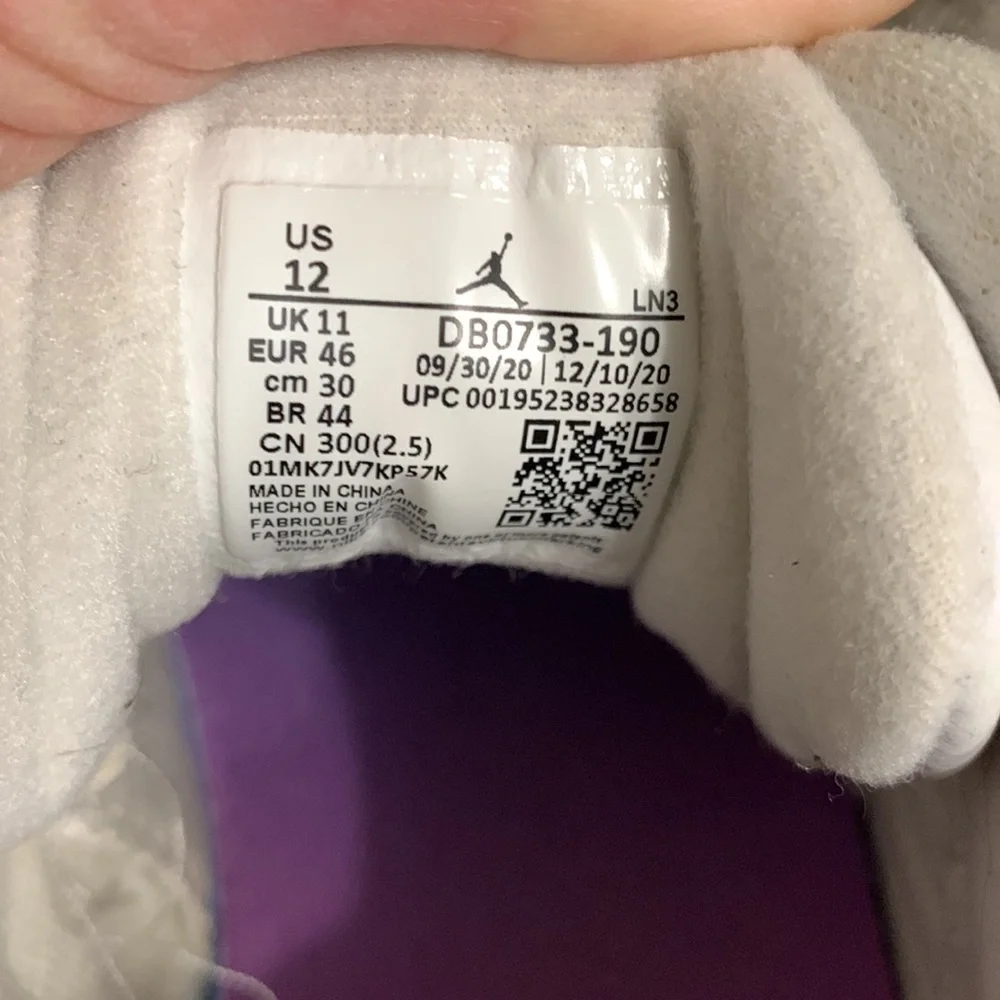 Jordan authentic euc